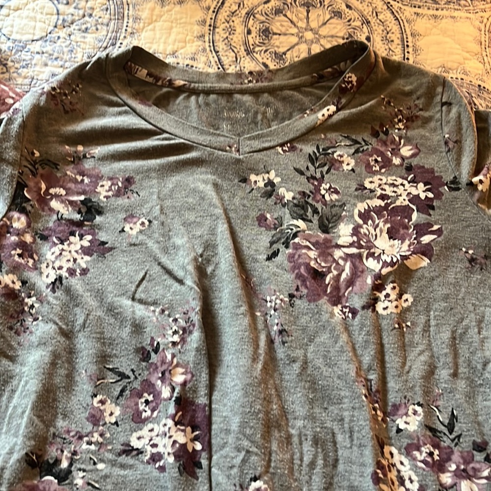 Latched mama boyfriend tee
